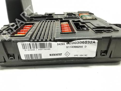 Fuse box RENAULT SCÉNIC II (JM0/1_) 1.5 dCi (JM02, JM13) | BP30173211E1