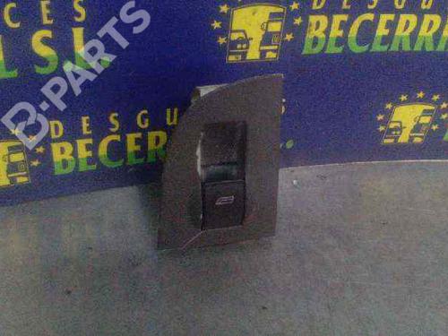 Used Right rear window switch Right rear window switch AUDI A6 C5 (4B2) 1.9 TDI (130 hp) 8431236 8431236