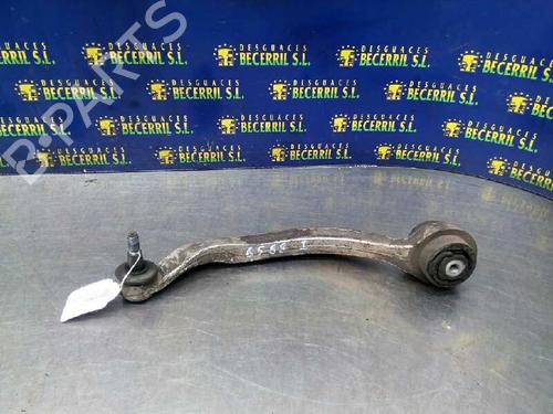 Bras de suspension avant gauche AUDI A4 B6 Avant (8E5) 2.5 TDI (155 hp) 8452466