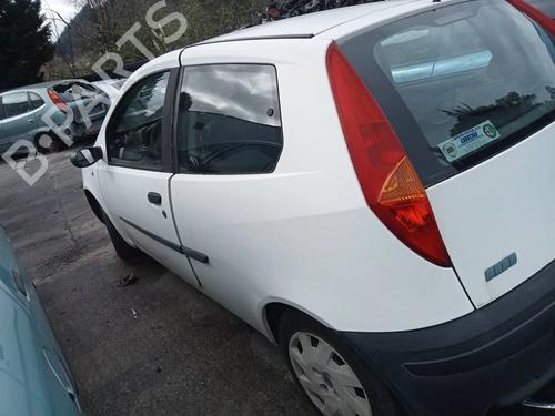 Engine control unit (ECU) FIAT PUNTO (188_)  | BP17438061M57 