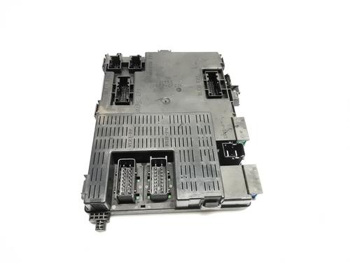 Used Fuse box CITROËN XSARA (N1) 1.9 D (70 hp) 26398723