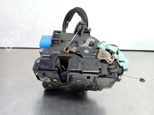 Front right lock SEAT TOLEDO III (5P2) 2.0 TDI | BP8461771C97 