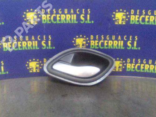 Used Front left interior door handle Front left interior door handle RENAULT ESPACE IV (JK0/1_) 2.2 dCi (JK0H) (150 hp) 8431168 8431168