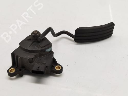 Used Pedal RENAULT CLIO III (BR0/1, CR0/1) 1.5 dCi (BR17, CR17) (86 hp) 30684066