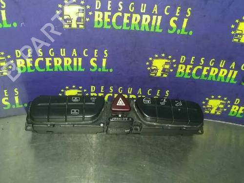 Switch MERCEDES-BENZ C-CLASS (W203) C 180 (203.035) | BP8435012I30 