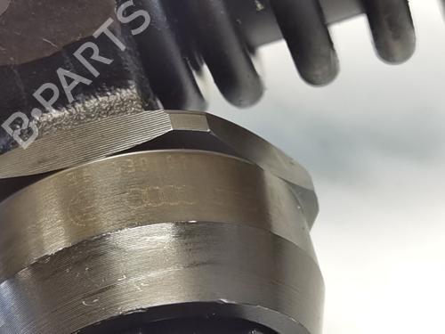 Injector SEAT LEON (1P1) 1.9 TDI | BP33553080M100 - Image 2