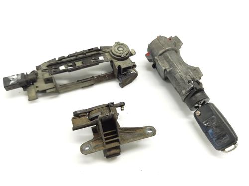 Electronic module AUDI A4 B5 Avant (8D5) 1.9 TDI | BP34370824M83 - Image 2