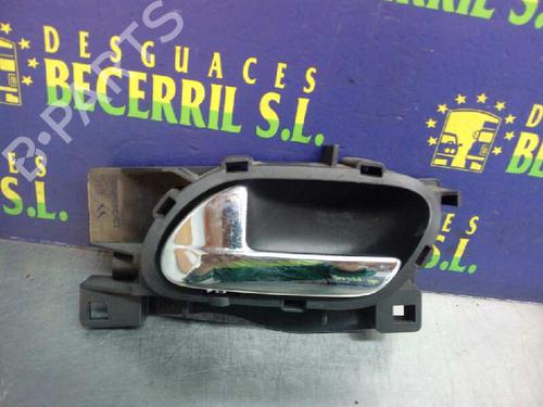 Used Front left interior door handle PEUGEOT 407 (6D_) 2.0 (6DRFNB, 6DRFNE) (136 hp) 8445611