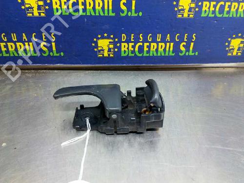 Used Front left interior door handle NISSAN TERRANO II (R20) [1992-2007]  8456988