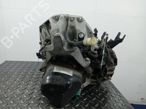 gearbox-renault-megane-iii-hatchback-bz01_-b3_-2008-39654170 main image