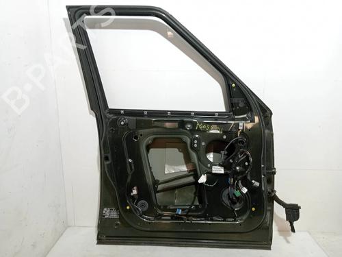 Left front door LAND ROVER DISCOVERY III (L319) 2.7 TD 4x4 | BP17989395C2 