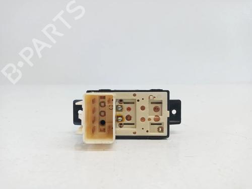 Right rear window switch CHEVROLET CAPTIVA (C100, C140) 2.0 D 4WD | BP9057747I28 