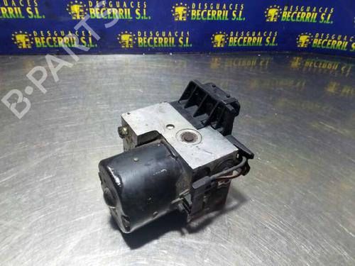 Used ABS pump MERCEDES-BENZ C-CLASS (W202) C 180 (202.018) (122 hp) 8439816