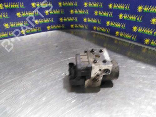 Used ABS pump NISSAN ALMERA TINO (V10) 2.2 dCi (115 hp) 8460842