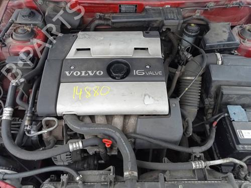 Left front indicator VOLVO V40 Estate (645) 1.8 | BP10654553C32 