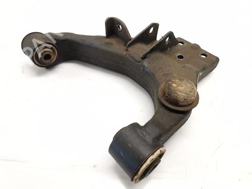 Used Right front suspension arm KIA SORENTO I (JC) 2.5 CRDi 4WD (140 hp) 18121763