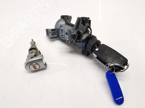 Used Electronic module Electronic module VW GOLF V (1K1) 1.9 TDI (105 hp) 35777688 35777688