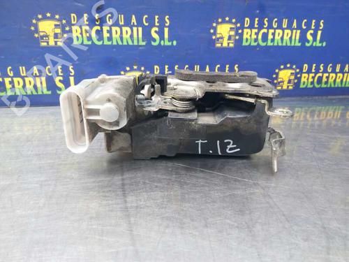 Vergrendeling links achter FIAT PUNTO (188_) 1.9 JTD (86 hp) 8431643