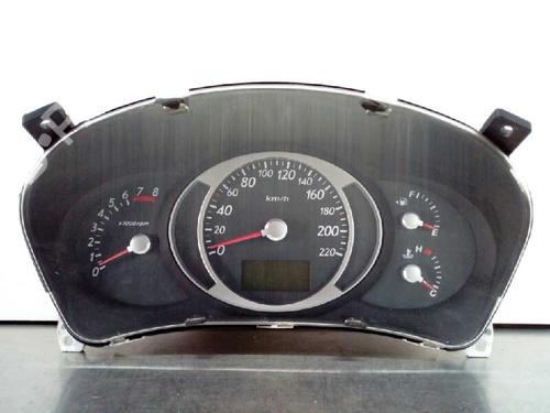 Used Instrument cluster HYUNDAI TUCSON (JM) 2.0 (141 hp) 8458709