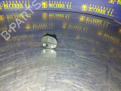 Used Right front window switch FORD FIESTA V (JH_, JD_) 1.4 TDCi (68 hp) 8427176