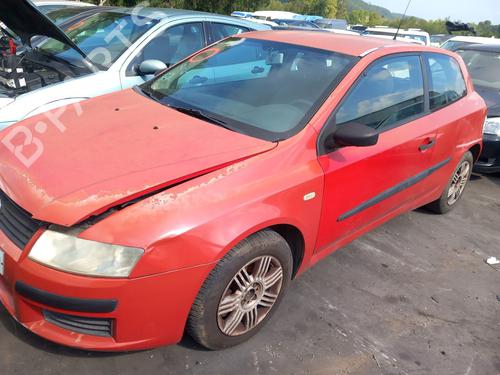 Pièces Détachées Usagées FIAT STILO (192_) 1.9 JTD (192_XF1A) 4894542