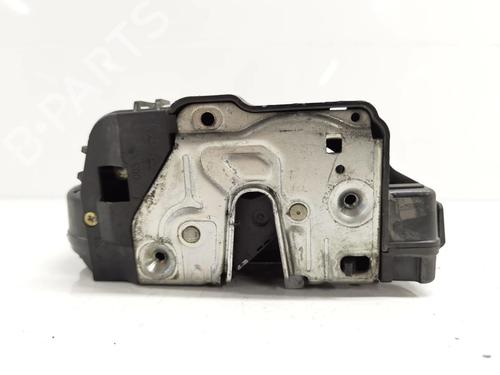 Rear left lock MERCEDES-BENZ E-CLASS (W211) E 320 CDI (211.026) | BP13072221C100 