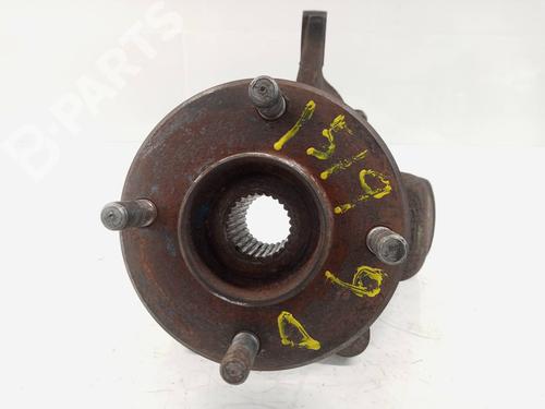 Used Right front steering knuckle Right front steering knuckle FORD MONDEO II Turnier (BNP) 1.8 TD (90 hp) 11119038 11119038