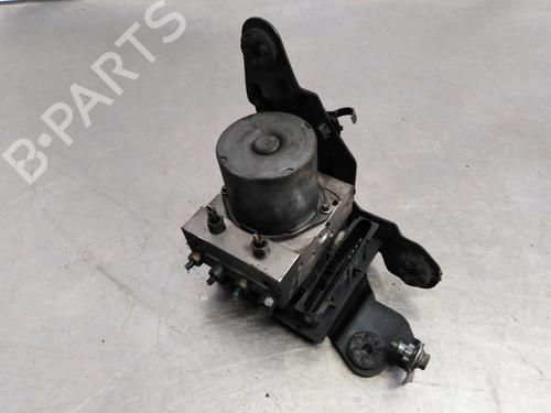 Used ABS pump RENAULT SCÉNIC II (JM0/1_) [2003-2010]  8470744