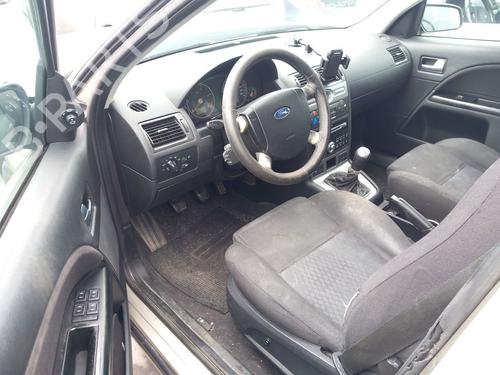 Left headlight FORD MONDEO III (B5Y) 2.0 16V TDDi / TDCi | BP31026037C28