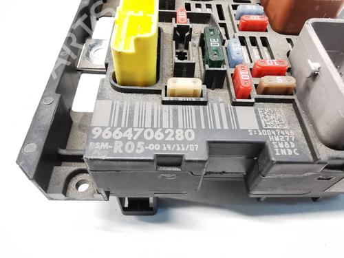 Fuse box PEUGEOT 308 I (4A_, 4C_) 1.6 HDi | BP30112439E1 