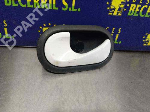 Used Front left interior door handle Front left interior door handle RENAULT CLIO III Grandtour (KR0/1_) 1.2 16V (KR02, KR0J) (75 hp) 8438499 8438499