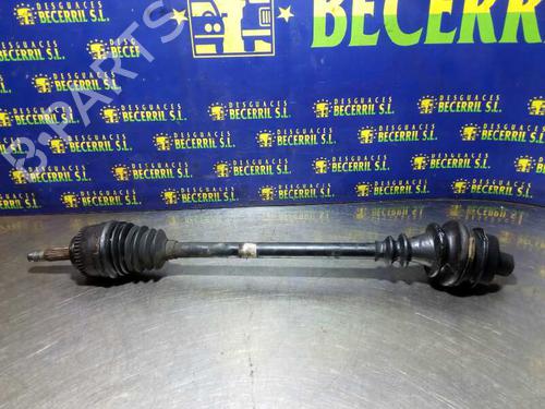 Used Right front driveshaft RENAULT MEGANE I Classic (LA0/1_) [1996-2008]  8438325
