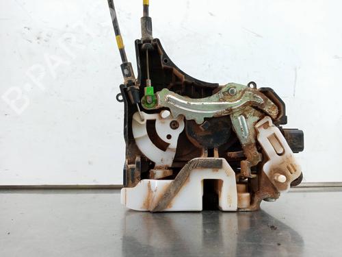Rear left lock MITSUBISHI L200 / TRITON (KA_T, KB_T) 2.5 DI-D 4WD (KB4T) | BP8464295C100 