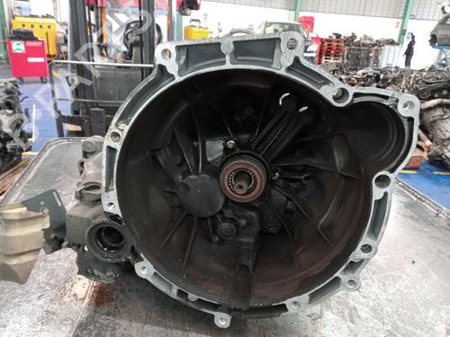 Caja de cambios FORD FIESTA V (JH_, JD_) 1.4 16V (80 hp) 24952474