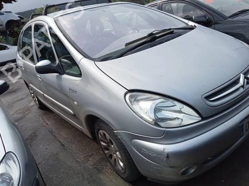 Left front steering knuckle CITROËN XSARA PICASSO (N68) 2.0 HDi | BP10348842M25 