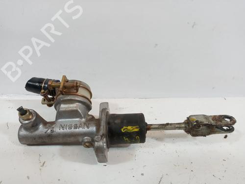 Used Clutch slave cylinder NISSAN CABSTAR E (TL_, VL_) [1992-2006]  14020709