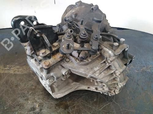 Gearbox KIA SPORTAGE II (JE_, KM_) 2.0 CRDi 4WD | BP8464277M3 