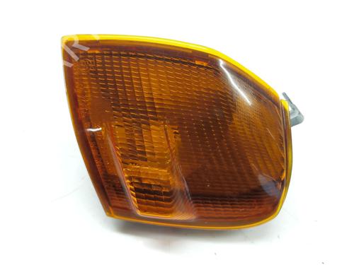 Used Left front indicator Left front indicator TOYOTA STARLET (_P9_) 1.3 (EP91_, EP91R) (75 hp) 40237019 40237019