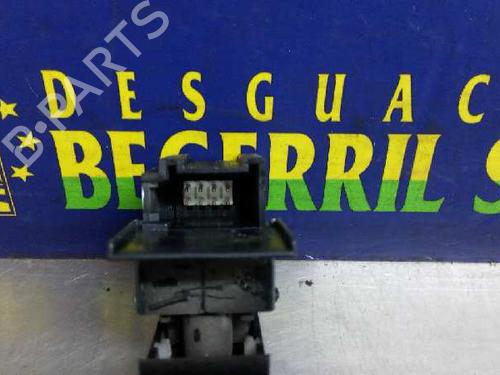 Right front window switch AUDI A3 (8L1) 1.9 TDI | BP13403709I26 