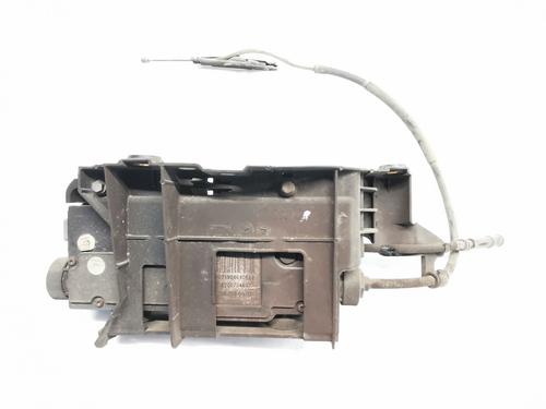Elektrisk parkeringsbremse RENAULT SCÉNIC II (JM0/1_) 1.9 dCi (JM14) (131 hp) 28210390