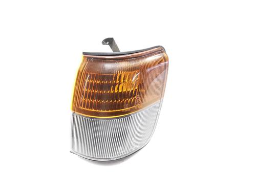 Blinklys foran venstre MITSUBISHI PAJERO II (V3_W, V2_W, V4_W, V5_W) 3.0 V6 4WD (V23W, V43W) BP27640936C32
