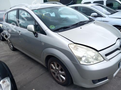 Używane części TOYOTA COROLLA Verso (ZER_, ZZE12_, R1_) 2.2 D-4D (AUR10_, AUR10R) (136 hp) 4357066