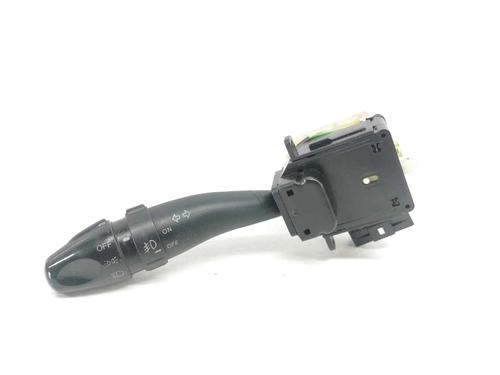Used Headlight switch HYUNDAI SONATA IV (EF) 2.0 16V (131 hp) 8483480