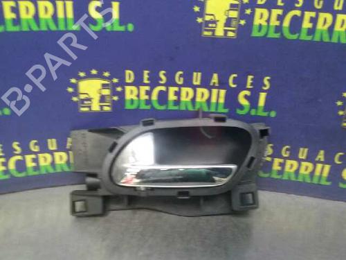 Venstre bak invendig håndtak PEUGEOT 407 (6D_) 2.0 (6DRFNB, 6DRFNE) (136 hp) 8435684