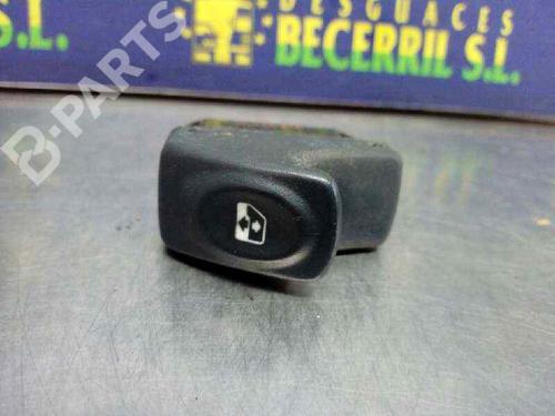 Used Right front window switch Right front window switch RENAULT SCÉNIC I MPV (JA0/1_, FA0_) 1.9 D (JA0J, FA0J) (64 hp) 8441558 8441558