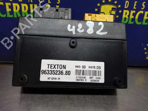 Used Fuse box CITROËN XSARA Coupe (N0) [1998-2005]  8442099