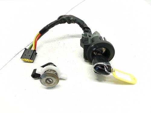 Used Electronic module RENAULT CLIO II (BB_, CB_) 1.5 dCi (BB3N, CB3N) (84 hp) 29972777