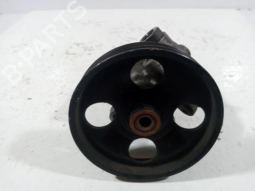 Styring servopumpe RENAULT CLIO III (BR0/1, CR0/1) 1.2 16V (BR0R, BR1D, BR1L, CR0R) (65 hp) 8486673