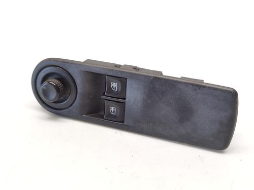 Used Left front window switch RENAULT CLIO IV (BH_) 1.5 dCi 75 (75 hp) 31157467
