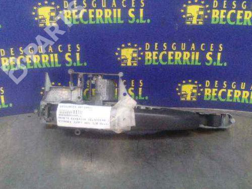 front-left-exterior-door-handle-citroen-jumpy-ii-vf7-20-hdi-120-2007-2008-2009-2010-2011-2012-2013-2014-2015-2016-8431359 main image